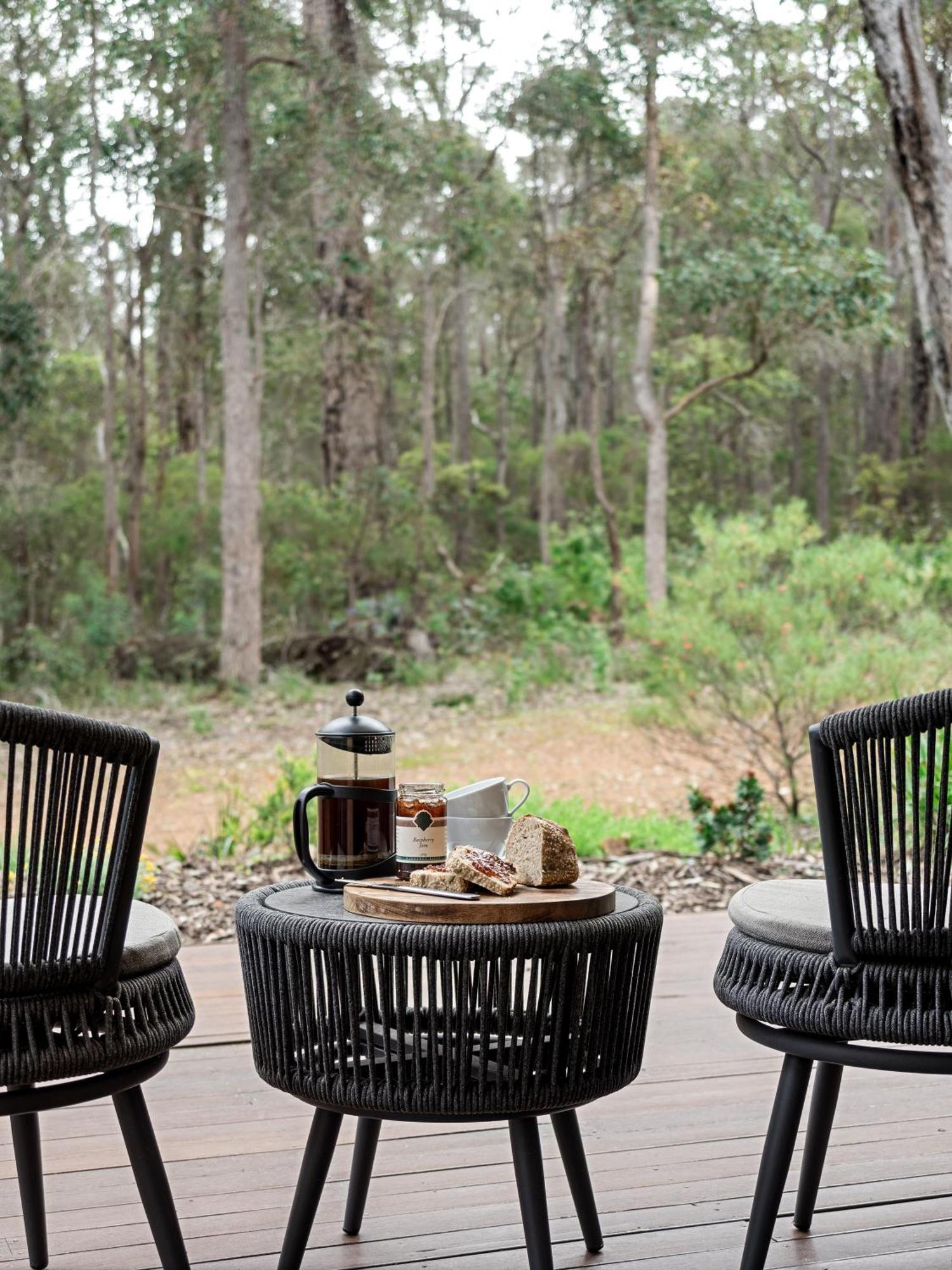 Jarrah Grove Forest Retreat - Adults Only Luxury Chalet Rosa Glen Экстерьер фото
